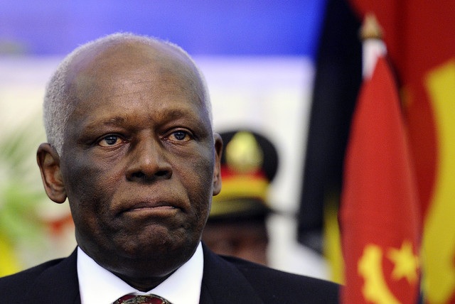 Article : En Angola, il est interdit de réfléchir